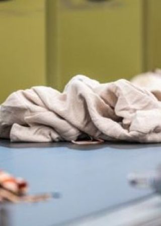 Mango lanzará las primeras prendas a partir de residuos textiles en Cataluña