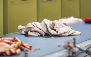 Mango lanzará las primeras prendas a partir de residuos textiles en Cataluña